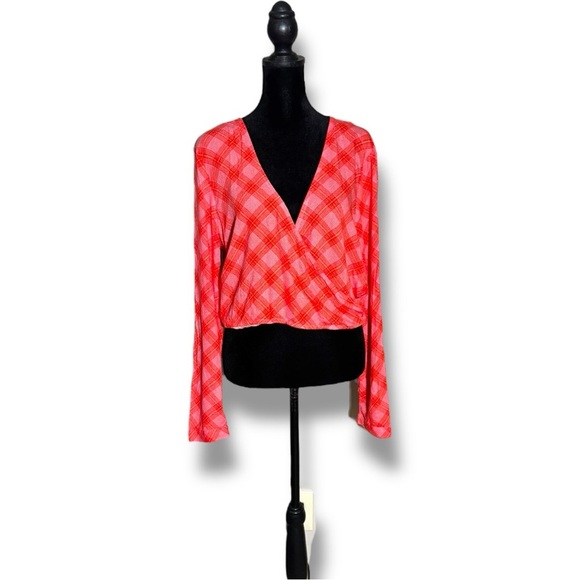 BP Vibrant Coral/Pink/Orange Plaid Long Sleeve V Neck Cropped Wrap Blouse - Picture 9 of 16